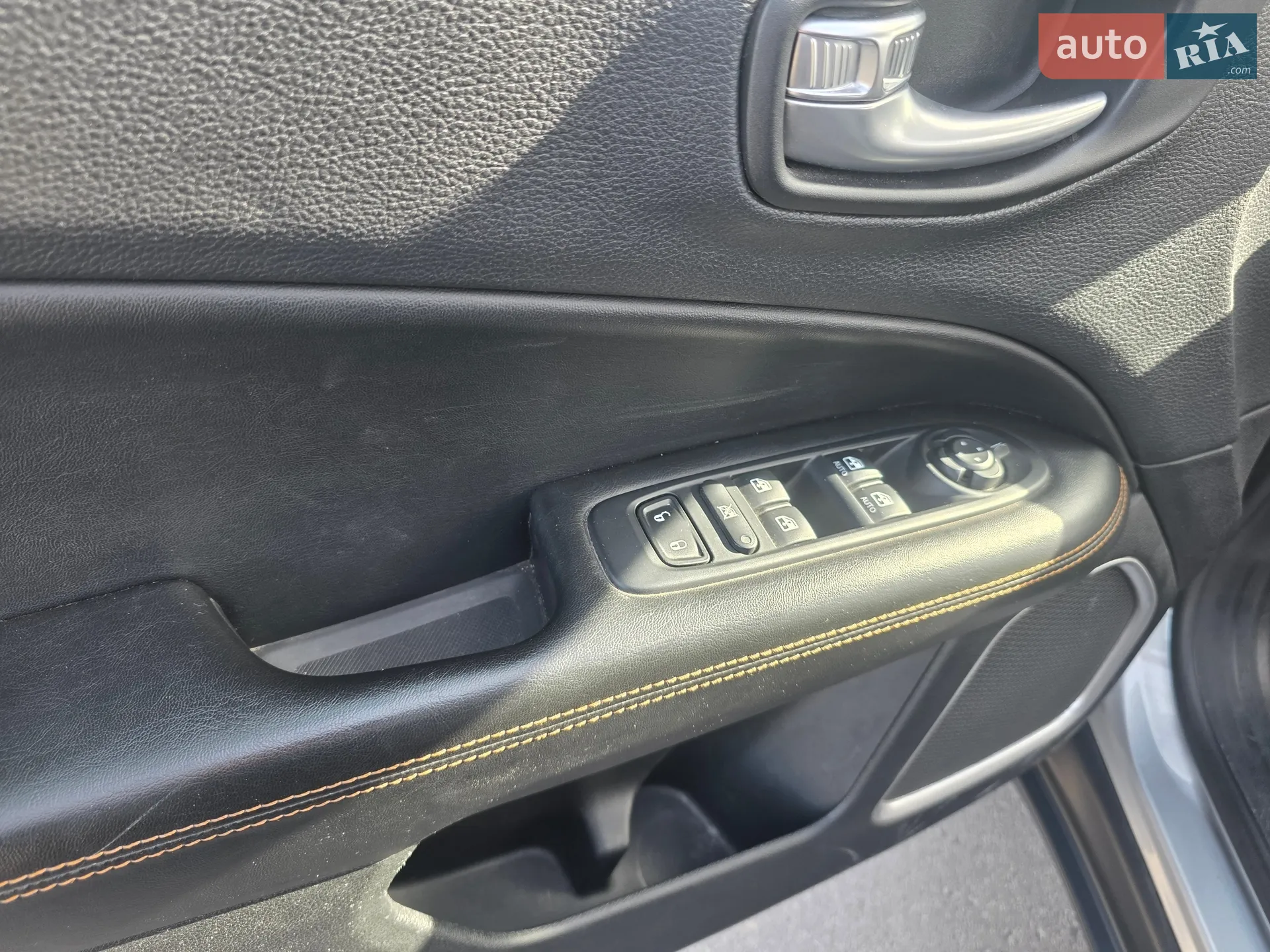 2017 Jeep Compass - мініатюра 74