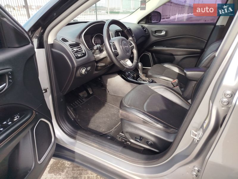 Внедорожник / Кроссовер Jeep Compass 2019 в Киеве