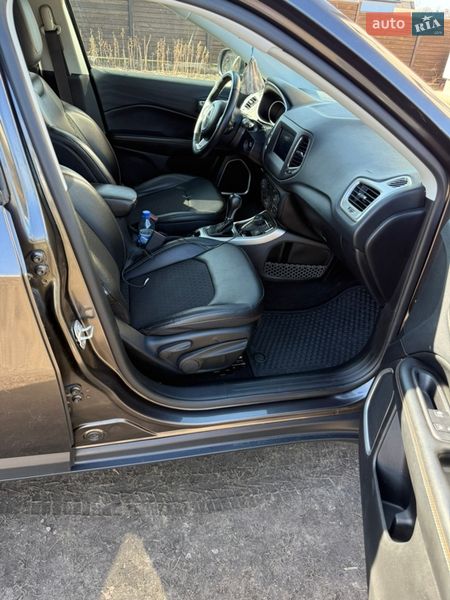 Внедорожник / Кроссовер Jeep Compass 2018 в Киеве