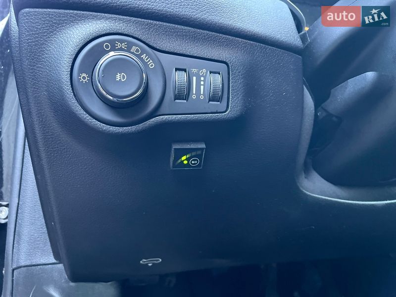 Внедорожник / Кроссовер Jeep Compass 2019 в Киеве