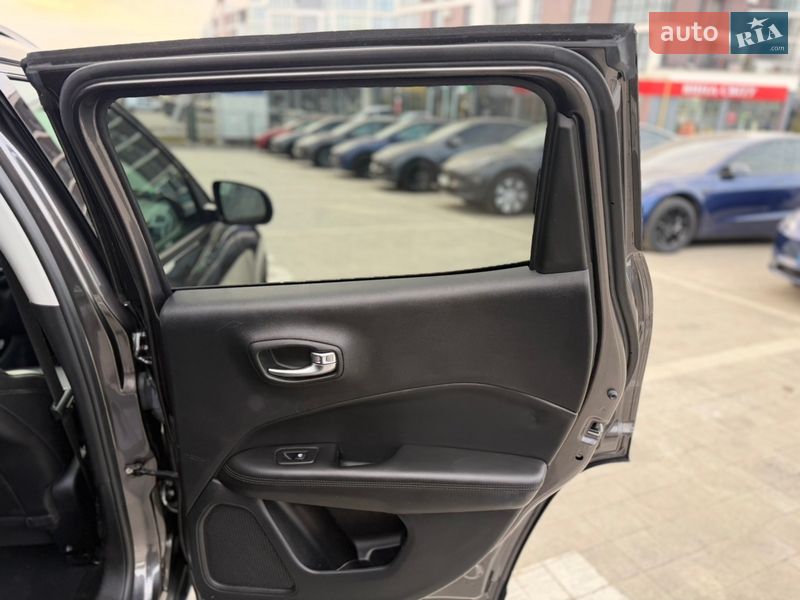 Внедорожник / Кроссовер Jeep Compass 2019 в Львове