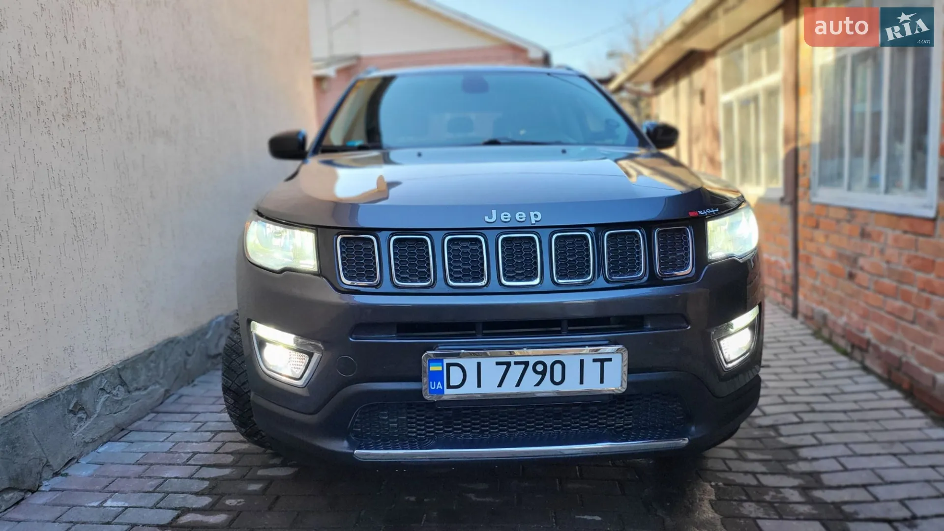 2017 Jeep Compass - мініатюра 20