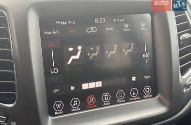 Внедорожник / Кроссовер Jeep Compass 2019 в Киеве
