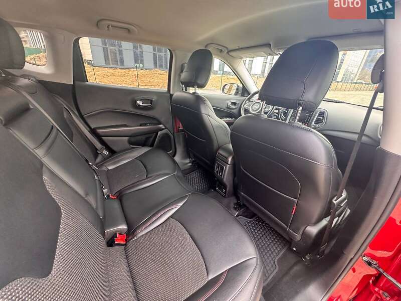 Внедорожник / Кроссовер Jeep Compass 2019 в Киеве