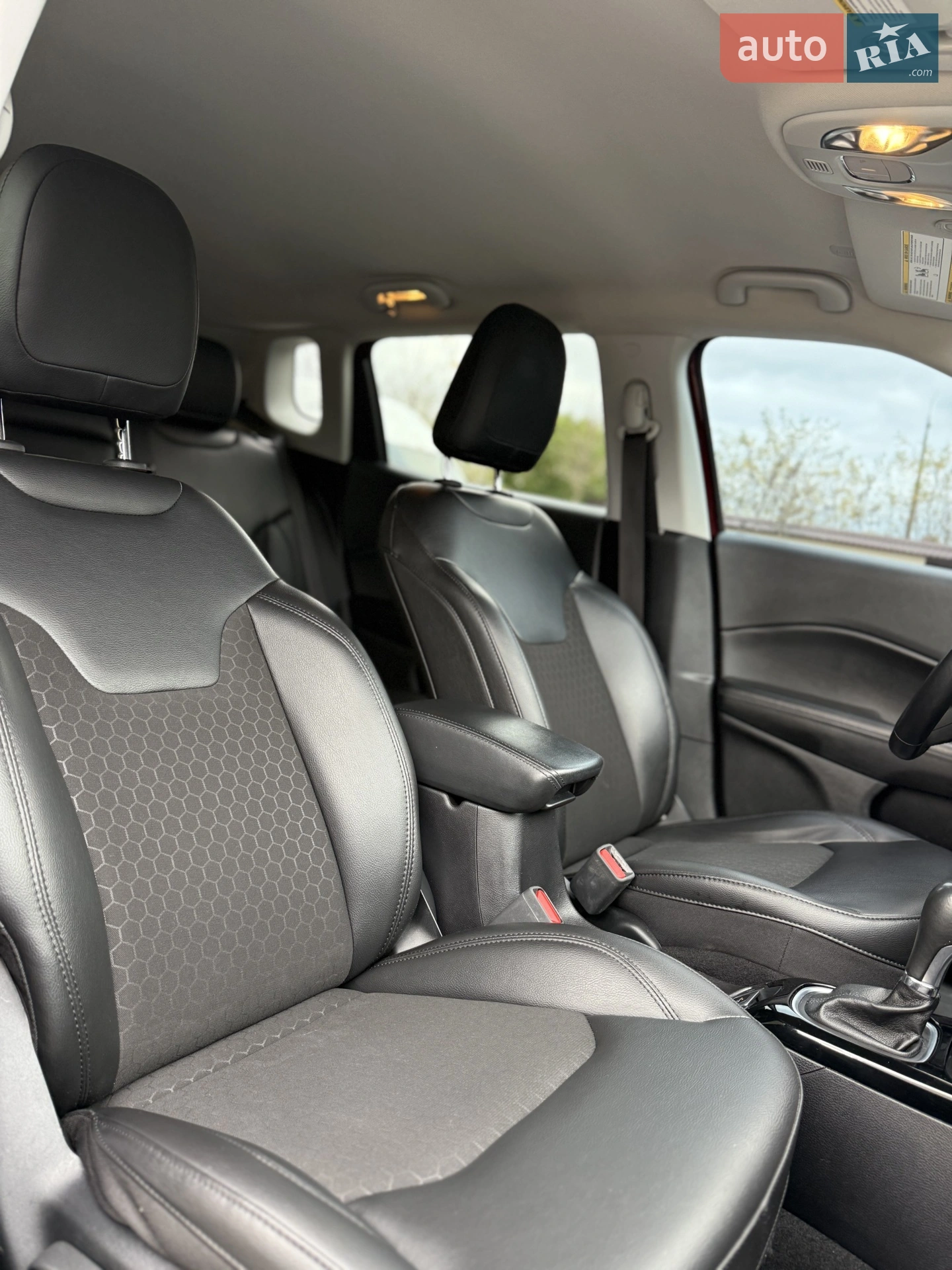 2019 Jeep Compass - мініатюра 13