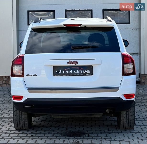 Внедорожник / Кроссовер Jeep Compass 2016 в Николаеве