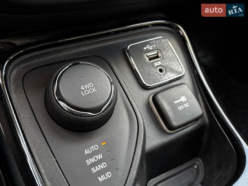 Позашляховик / Кросовер Jeep Compass 2020 в Білогородці фото 31 Позашляховик / Кросовер Jeep Compass 2020 в Білогородці