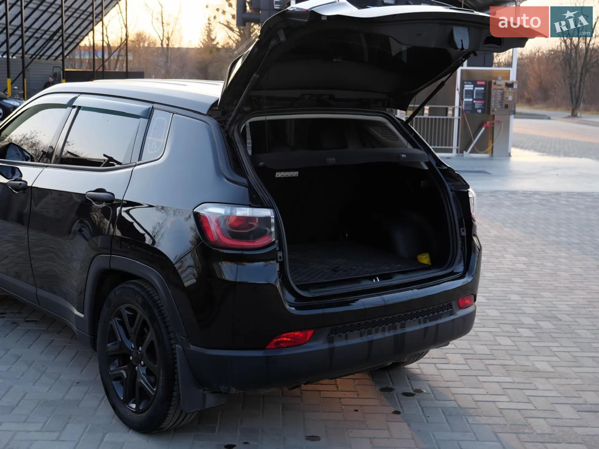 2019 Jeep Compass - мініатюра 7