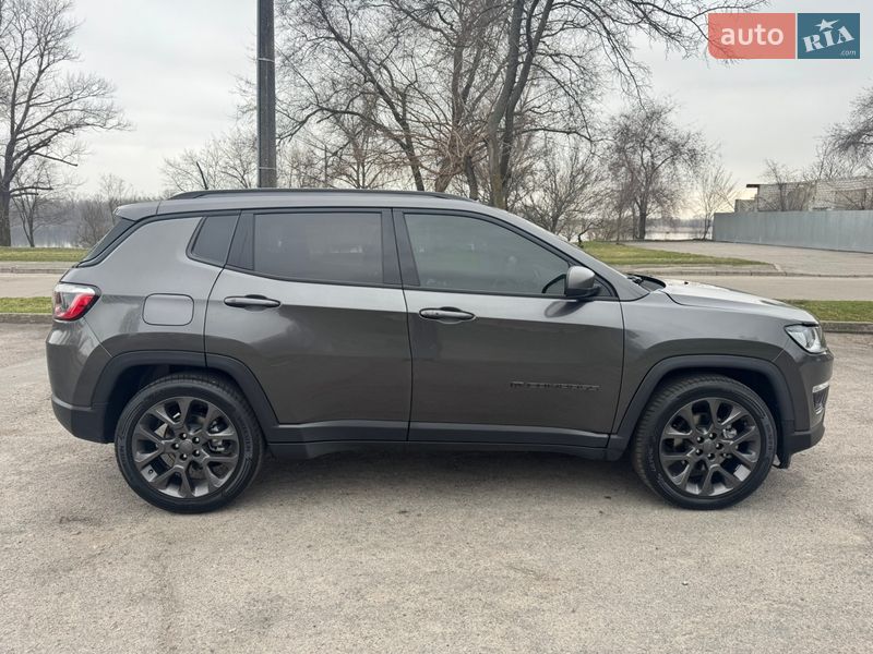 Внедорожник / Кроссовер Jeep Compass 2021 в Кременчуге