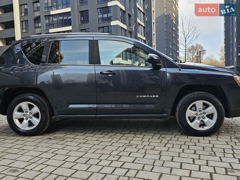 Внедорожник / Кроссовер Jeep Compass 2015 в Ивано-Франковске