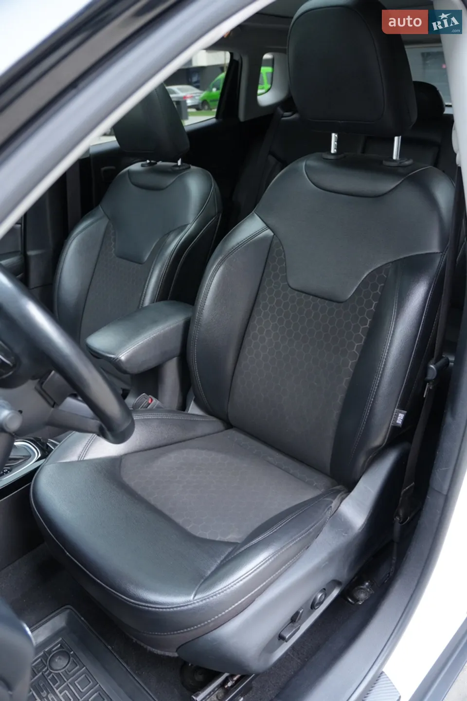 2021 Jeep Compass - мініатюра 33