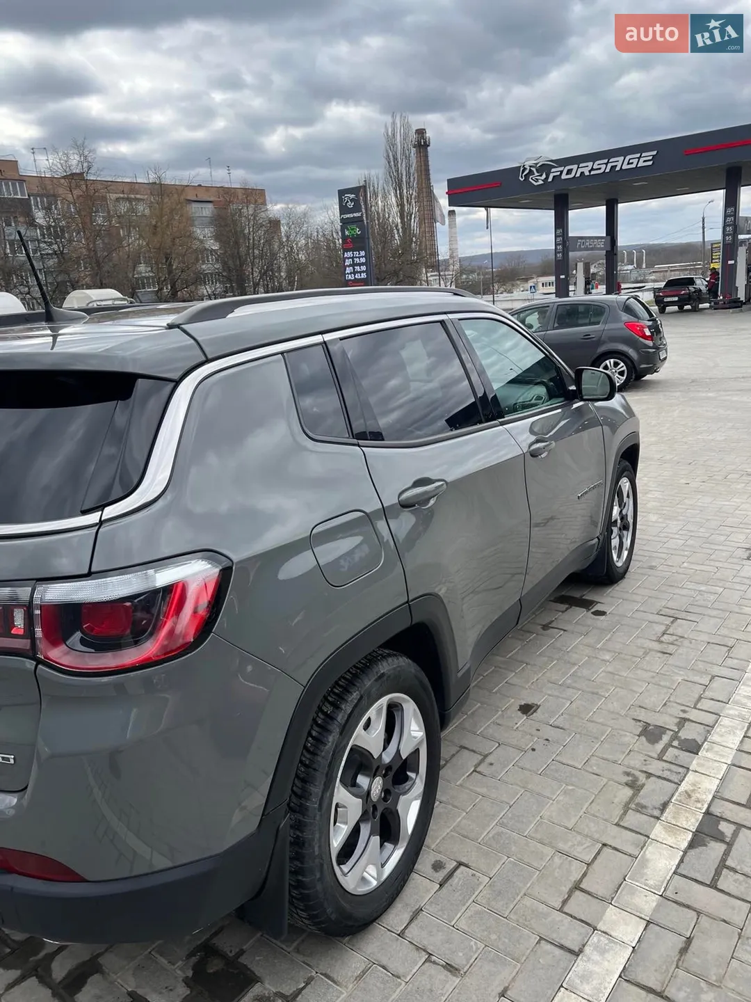 2019 Jeep Compass - мініатюра 10