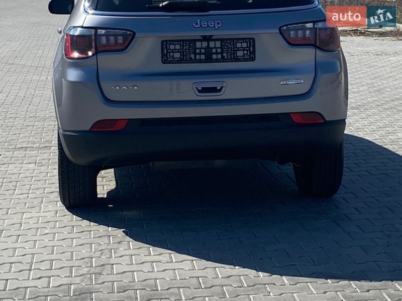 Внедорожник / Кроссовер Jeep Compass 2017 в Полтаве