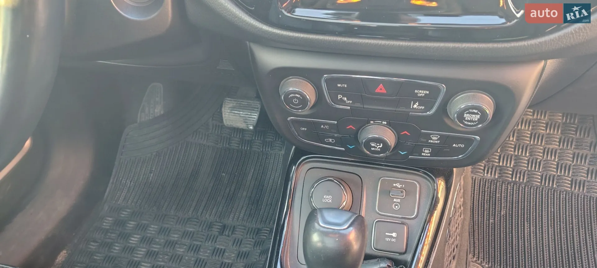 2020 Jeep Compass - мініатюра 13