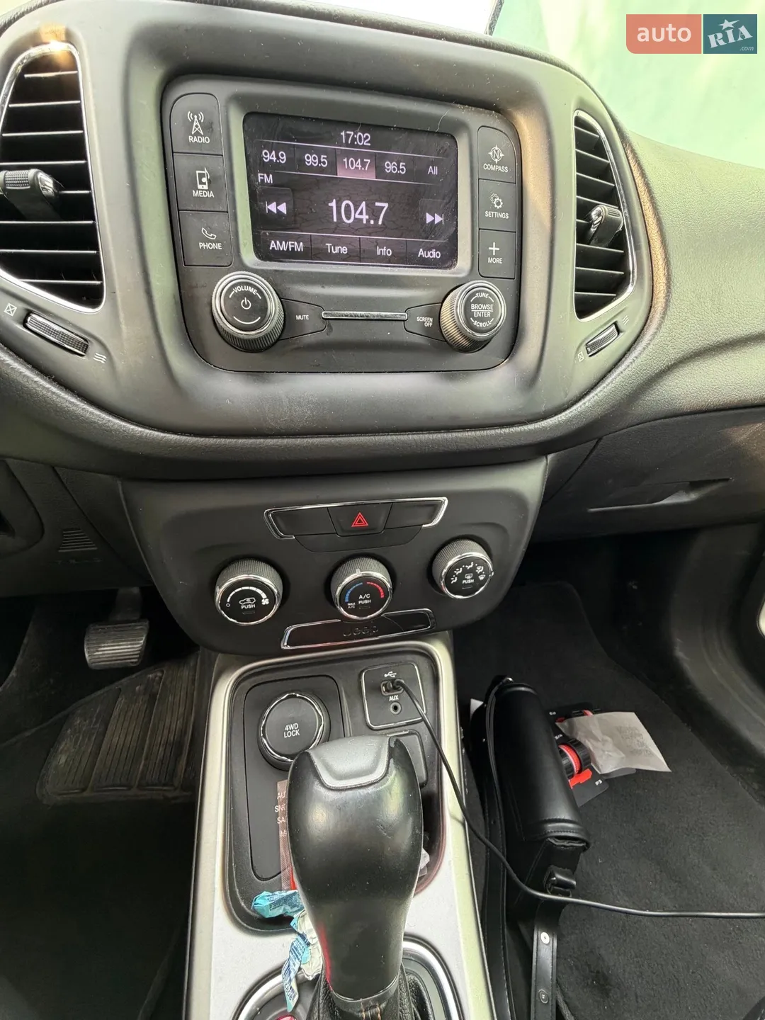 2017 Jeep Compass - мініатюра 18