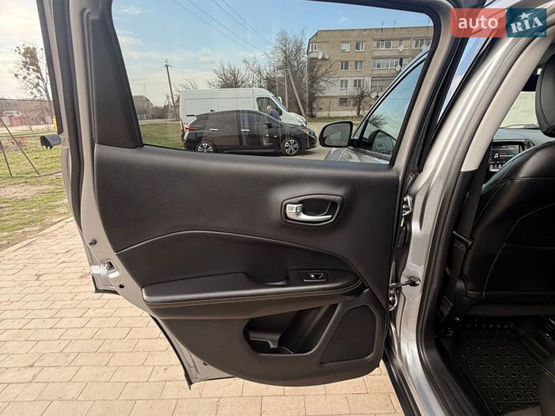 Позашляховик / Кросовер Jeep Compass 2018 в Харкові фото 30 Позашляховик / Кросовер Jeep Compass 2018 в Харкові
