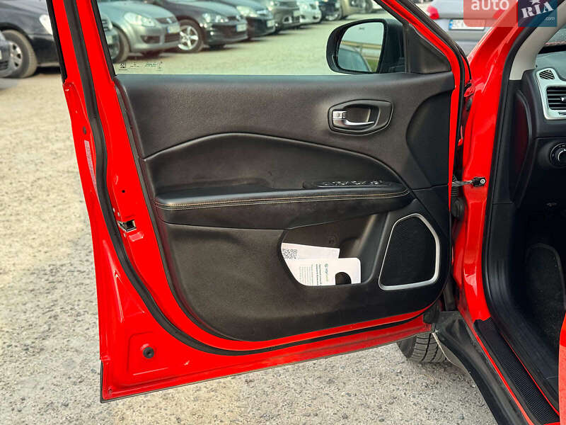 Внедорожник / Кроссовер Jeep Compass 2017 в Львове фото 19 Внедорожник / Кроссовер Jeep Compass 2017 в Львове