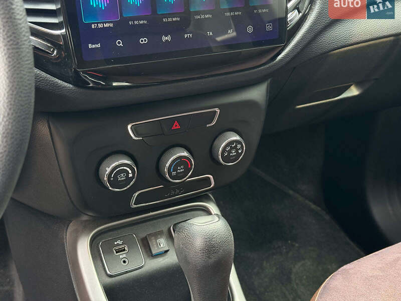 Внедорожник / Кроссовер Jeep Compass 2017 в Львове фото 25 Внедорожник / Кроссовер Jeep Compass 2017 в Львове