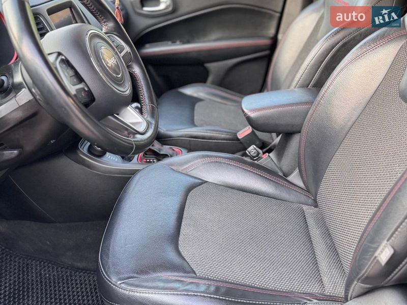 Позашляховик / Кросовер Jeep Compass 2018 в Козелеці