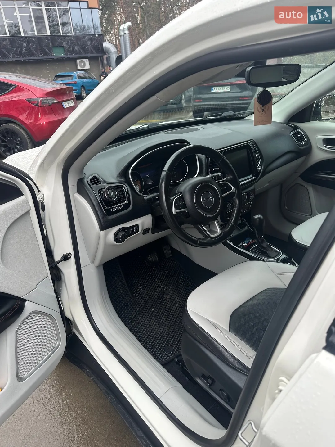 2019 Jeep Compass - мініатюра 4