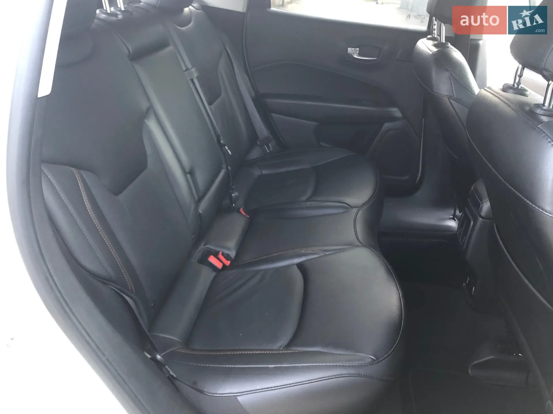 2020 Jeep Compass - мініатюра 38