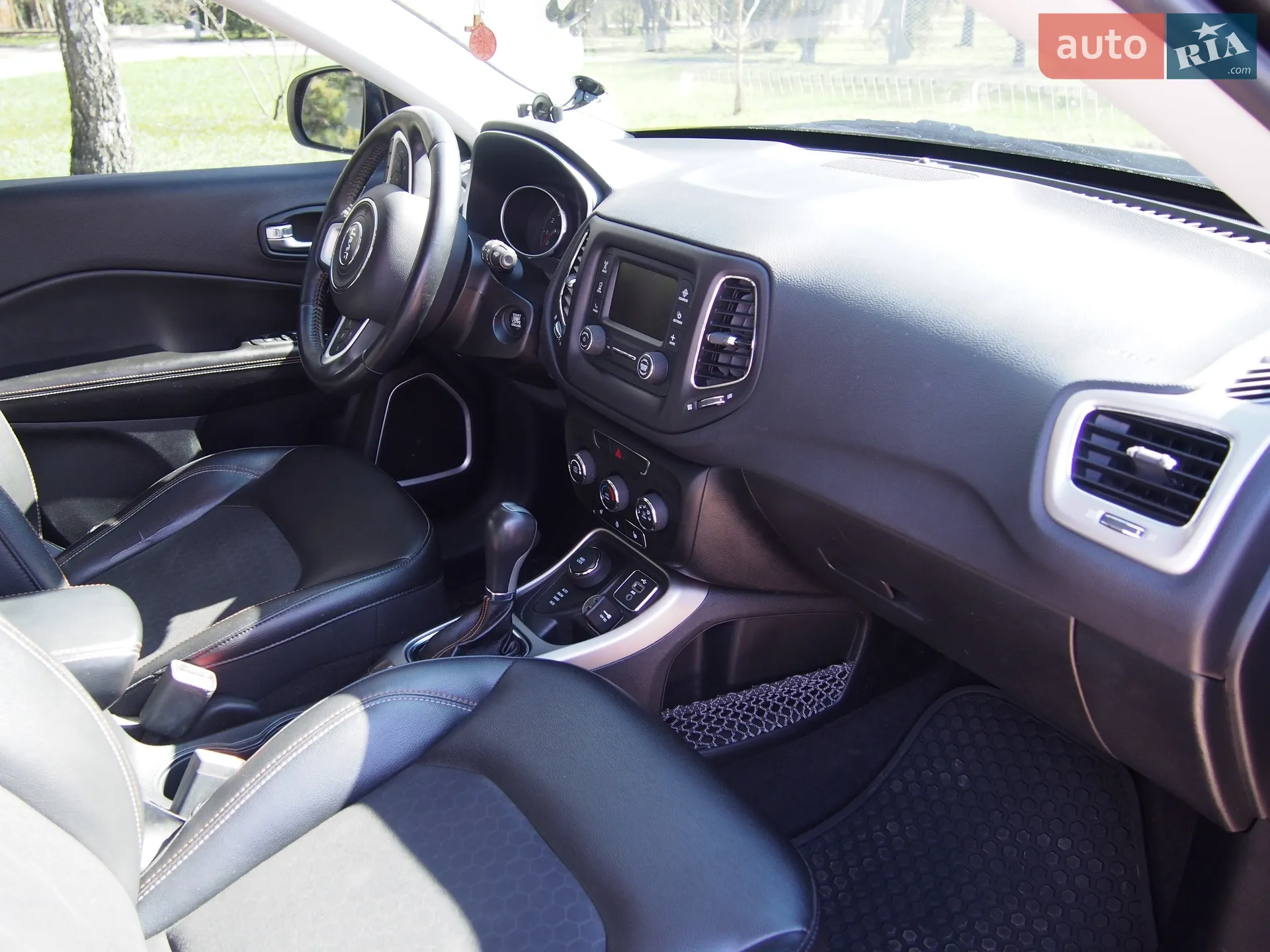 2017 Jeep Compass - мініатюра 15