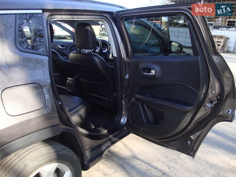 Позашляховик / Кросовер Jeep Compass 2019 в Львові