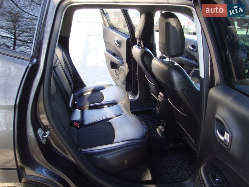 Позашляховик / Кросовер Jeep Compass 2019 в Львові
