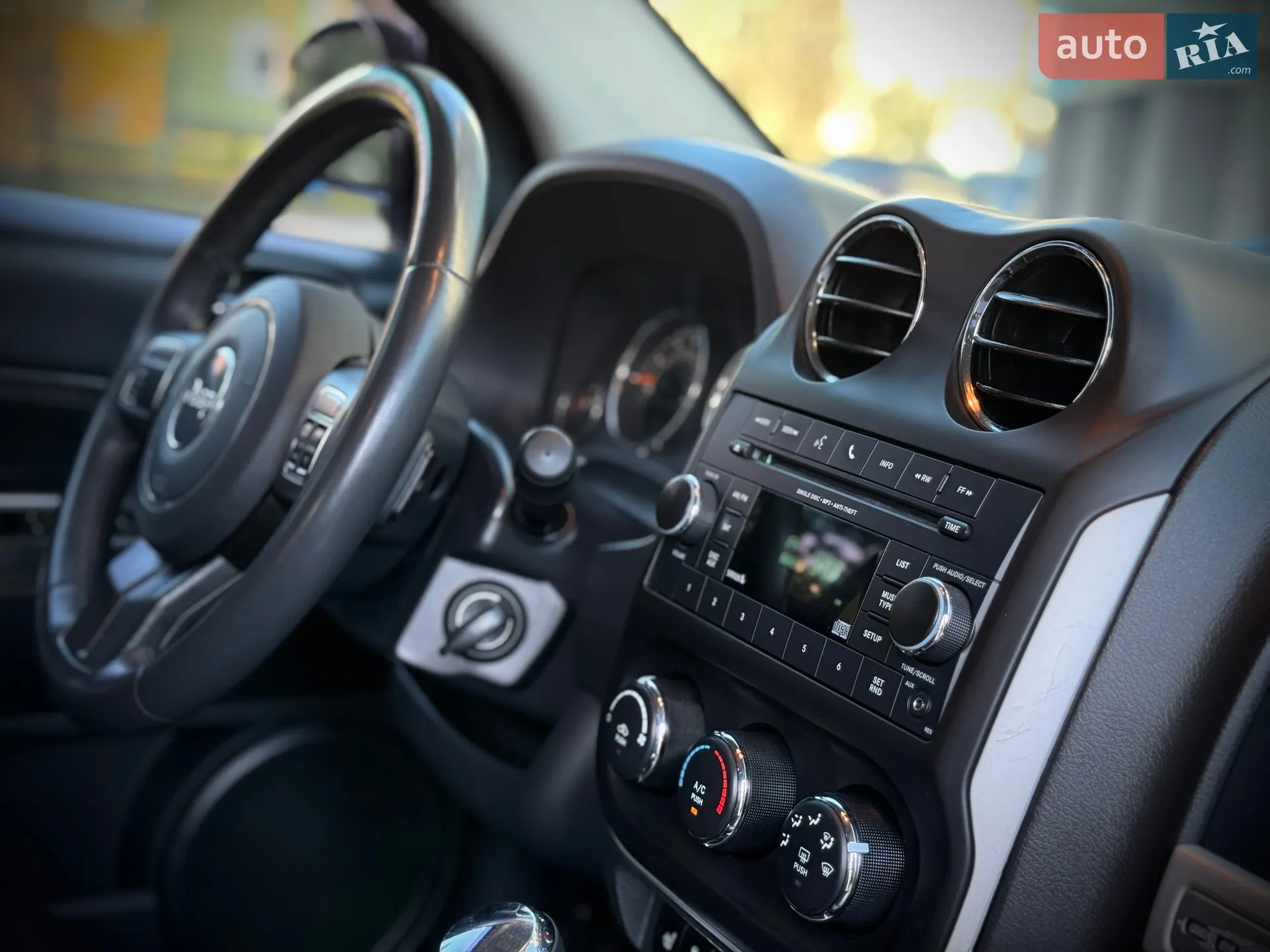 2014 Jeep Compass - мініатюра 20