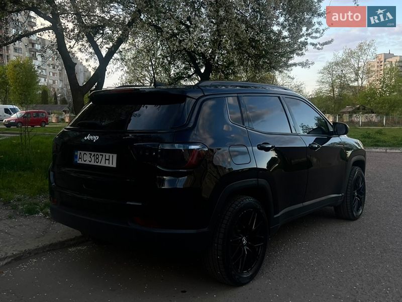 Внедорожник / Кроссовер Jeep Compass 2017 в Шептицькому