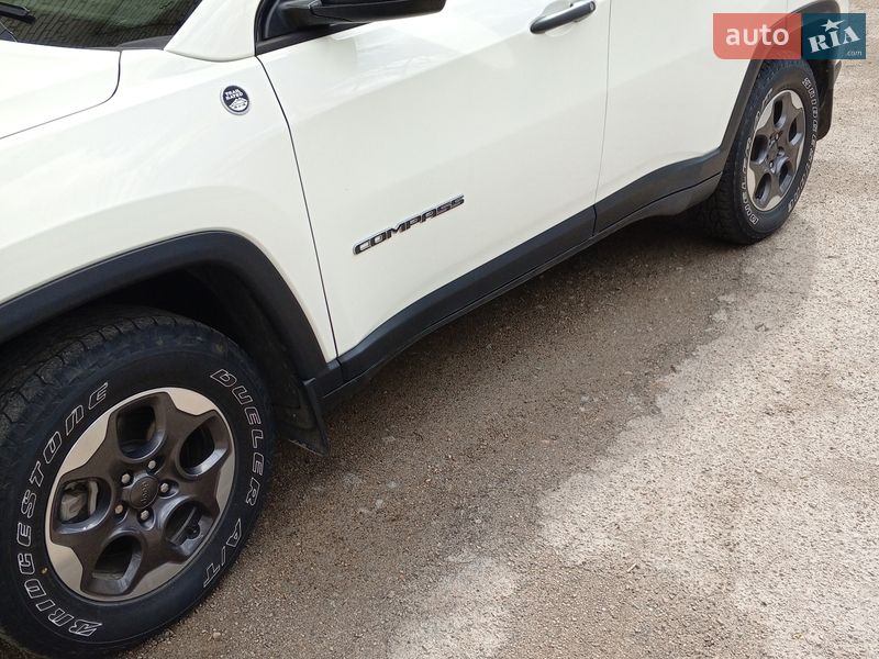 Внедорожник / Кроссовер Jeep Compass 2019 в Запорожье