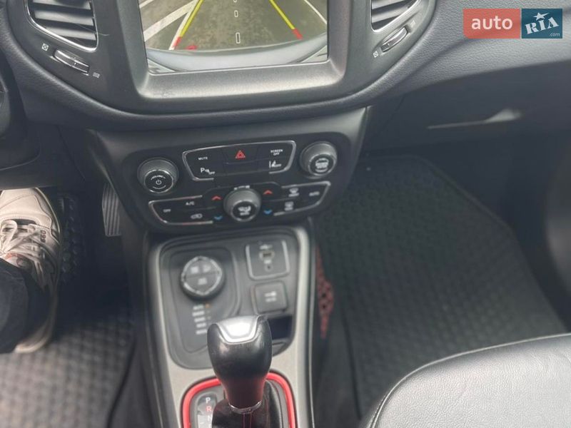 Внедорожник / Кроссовер Jeep Compass 2021 в Киеве