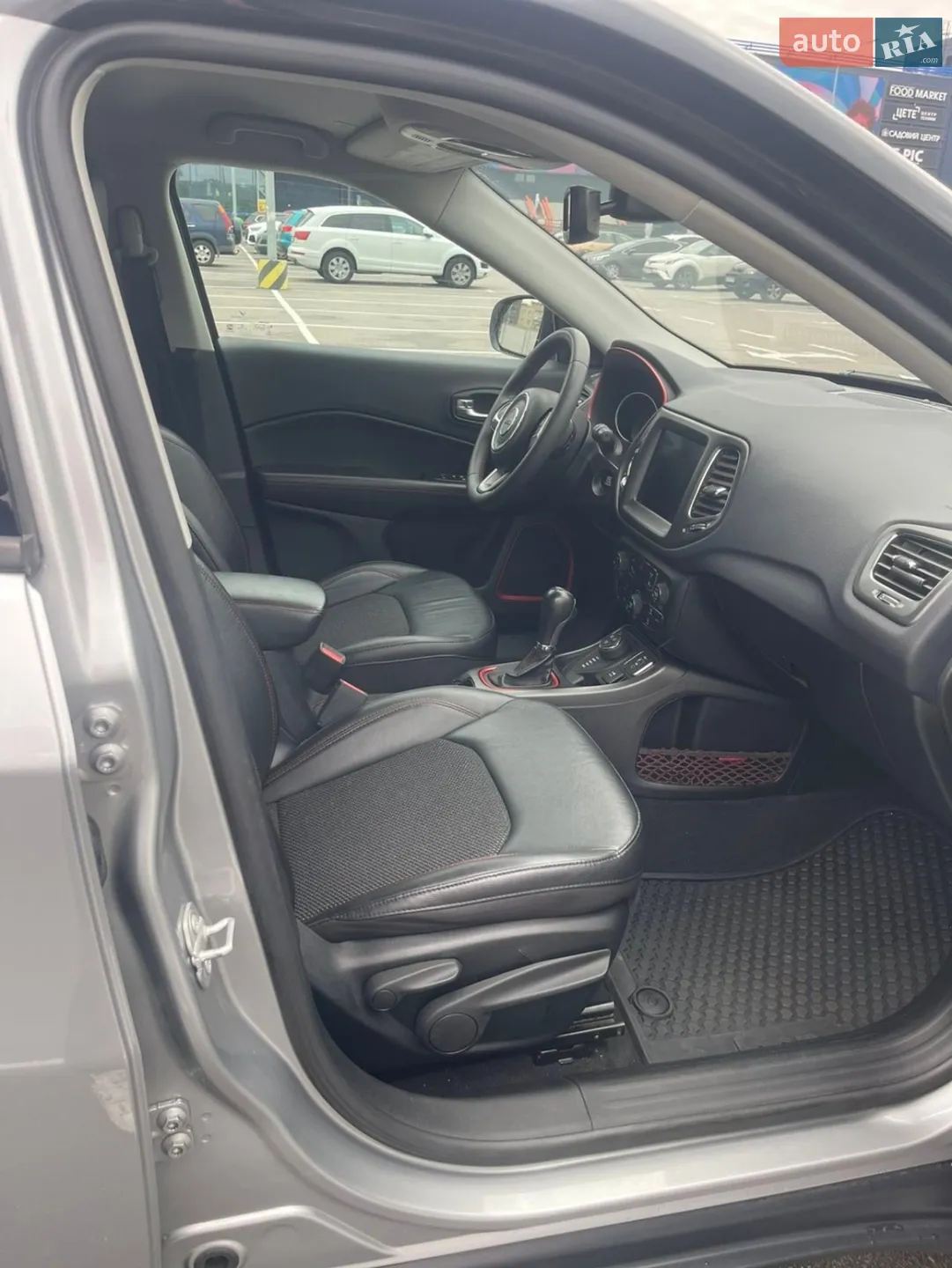 2021 Jeep Compass - мініатюра 12