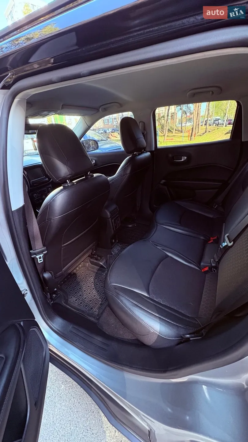 2020 Jeep Compass - мініатюра 10