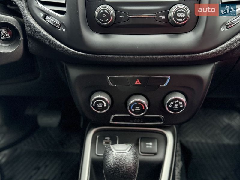 Внедорожник / Кроссовер Jeep Compass 2017 в Сумах фото 19 Внедорожник / Кроссовер Jeep Compass 2017 в Сумах