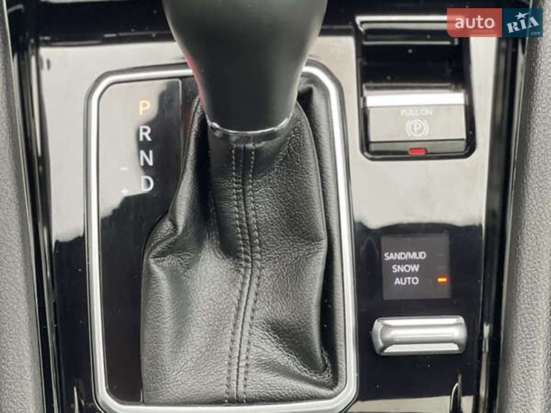 Внедорожник / Кроссовер Jeep Compass 2023 в Киеве