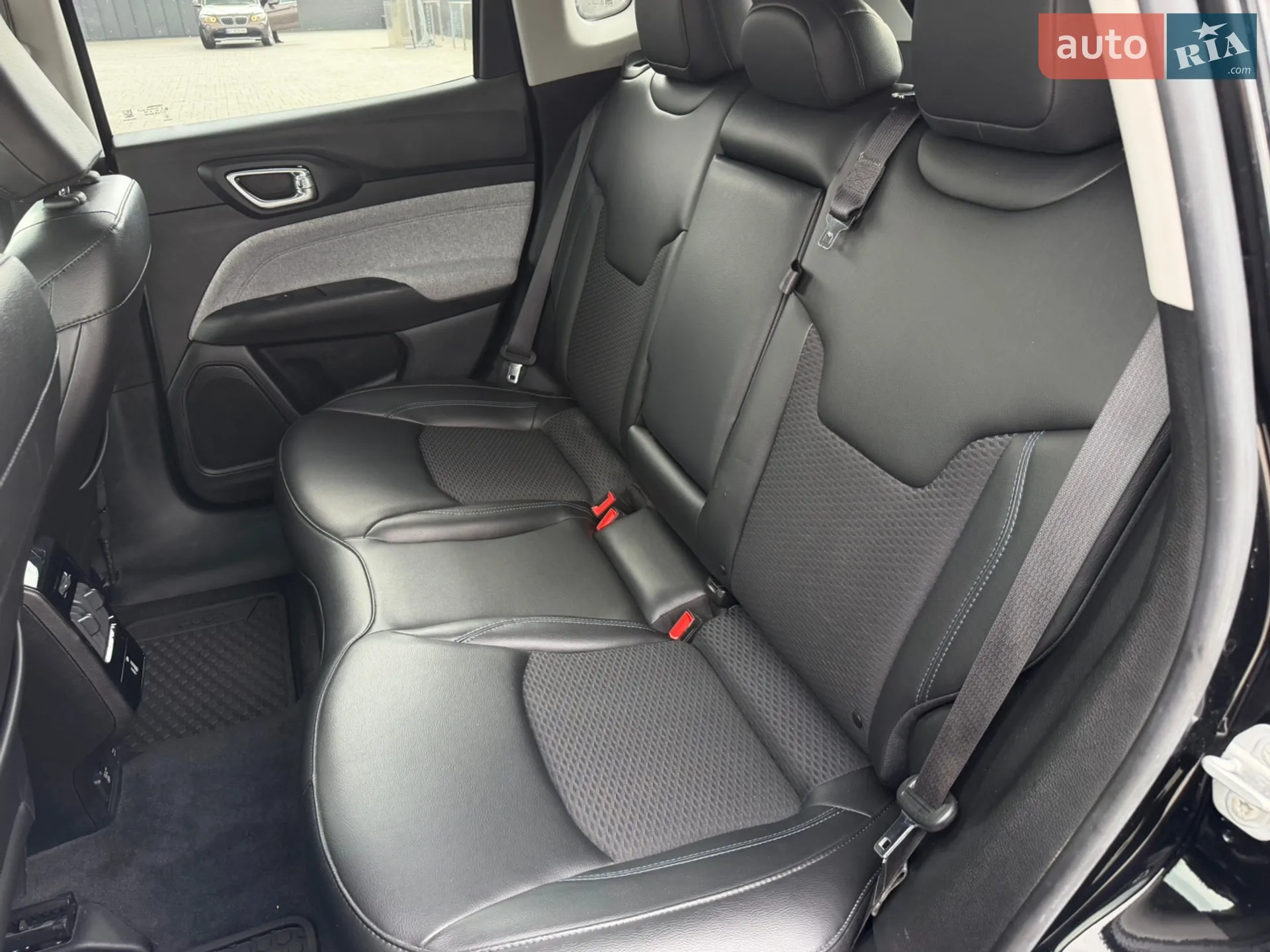 2022 Jeep Compass - мініатюра 16