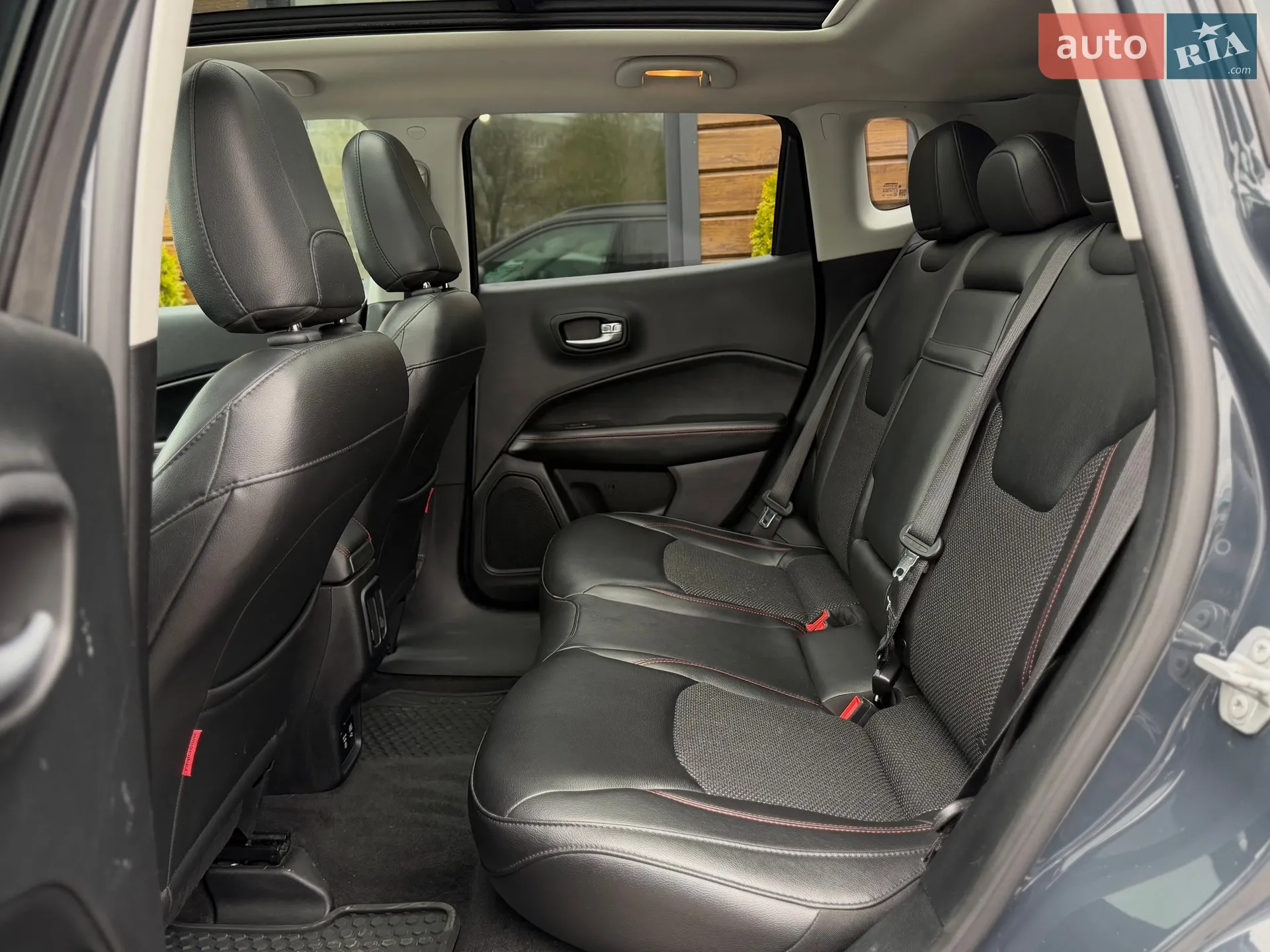 2018 Jeep Compass - мініатюра 48