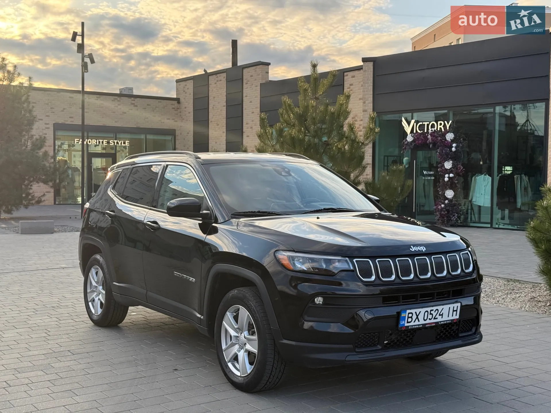 2021 Jeep Compass - мініатюра 2