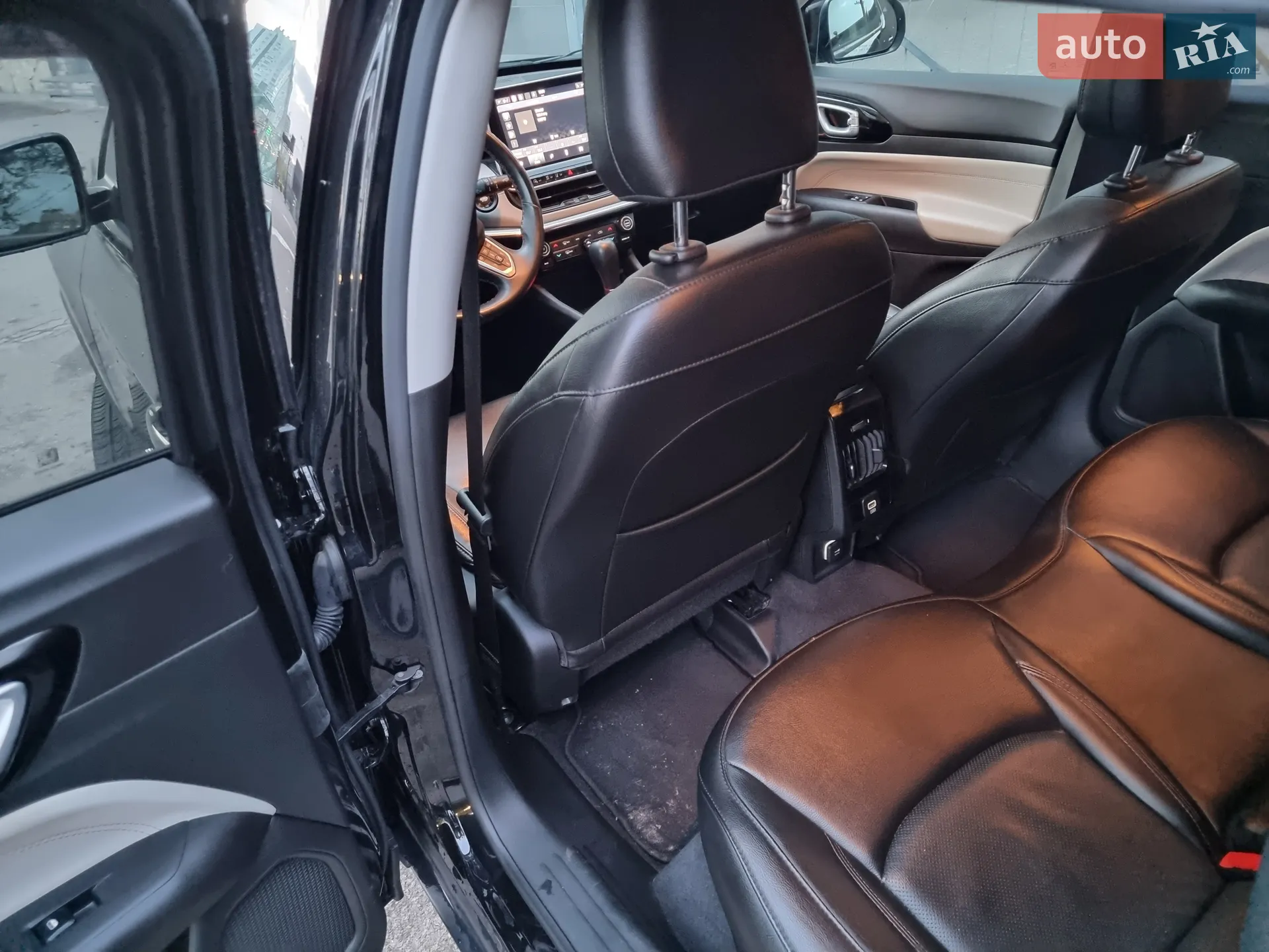 2022 Jeep Compass - мініатюра 27