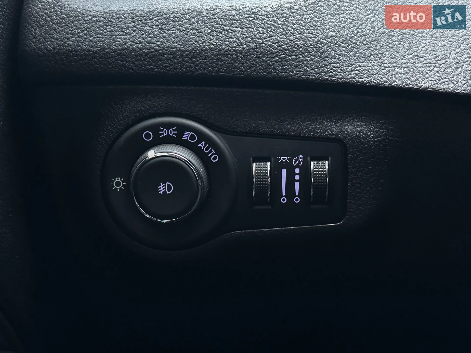 2019 Jeep Compass - мініатюра 24