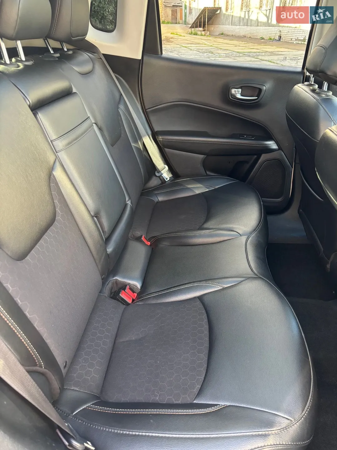 2019 Jeep Compass - мініатюра 24