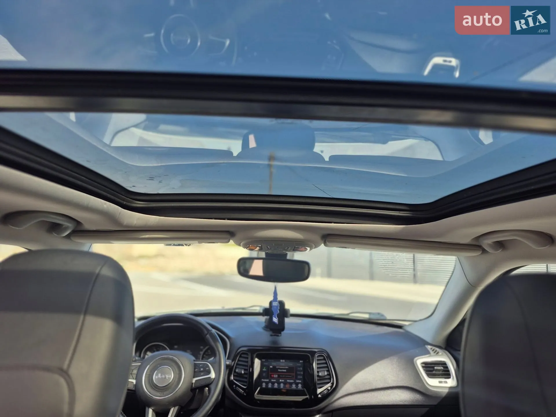 2018 Jeep Compass - мініатюра 27