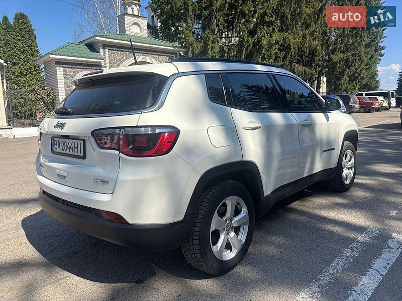 Позашляховик / Кросовер Jeep Compass 2017 в Києві