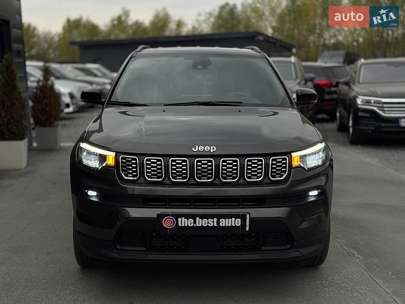 Внедорожник / Кроссовер Jeep Compass 2023 в Ровно