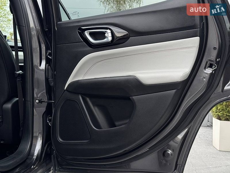 Внедорожник / Кроссовер Jeep Compass 2023 в Ровно
