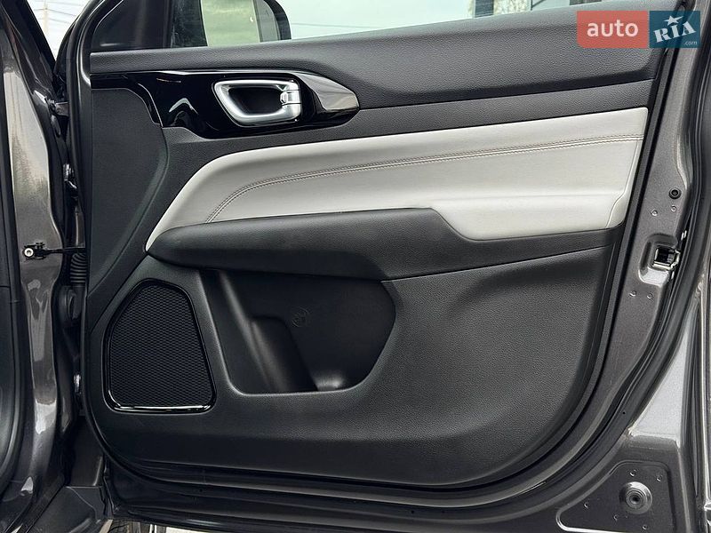 Внедорожник / Кроссовер Jeep Compass 2023 в Ровно