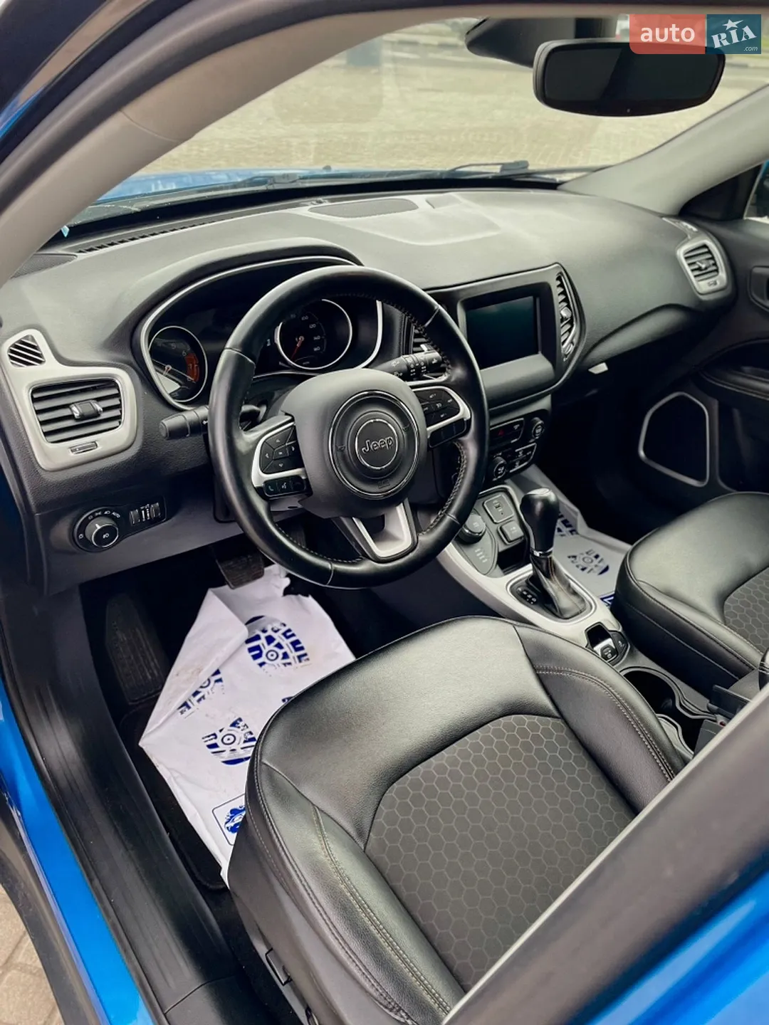 2017 Jeep Compass - мініатюра 10