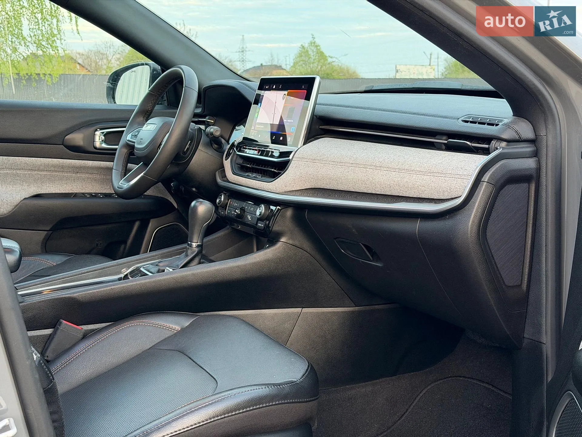 2023 Jeep Compass - мініатюра 28