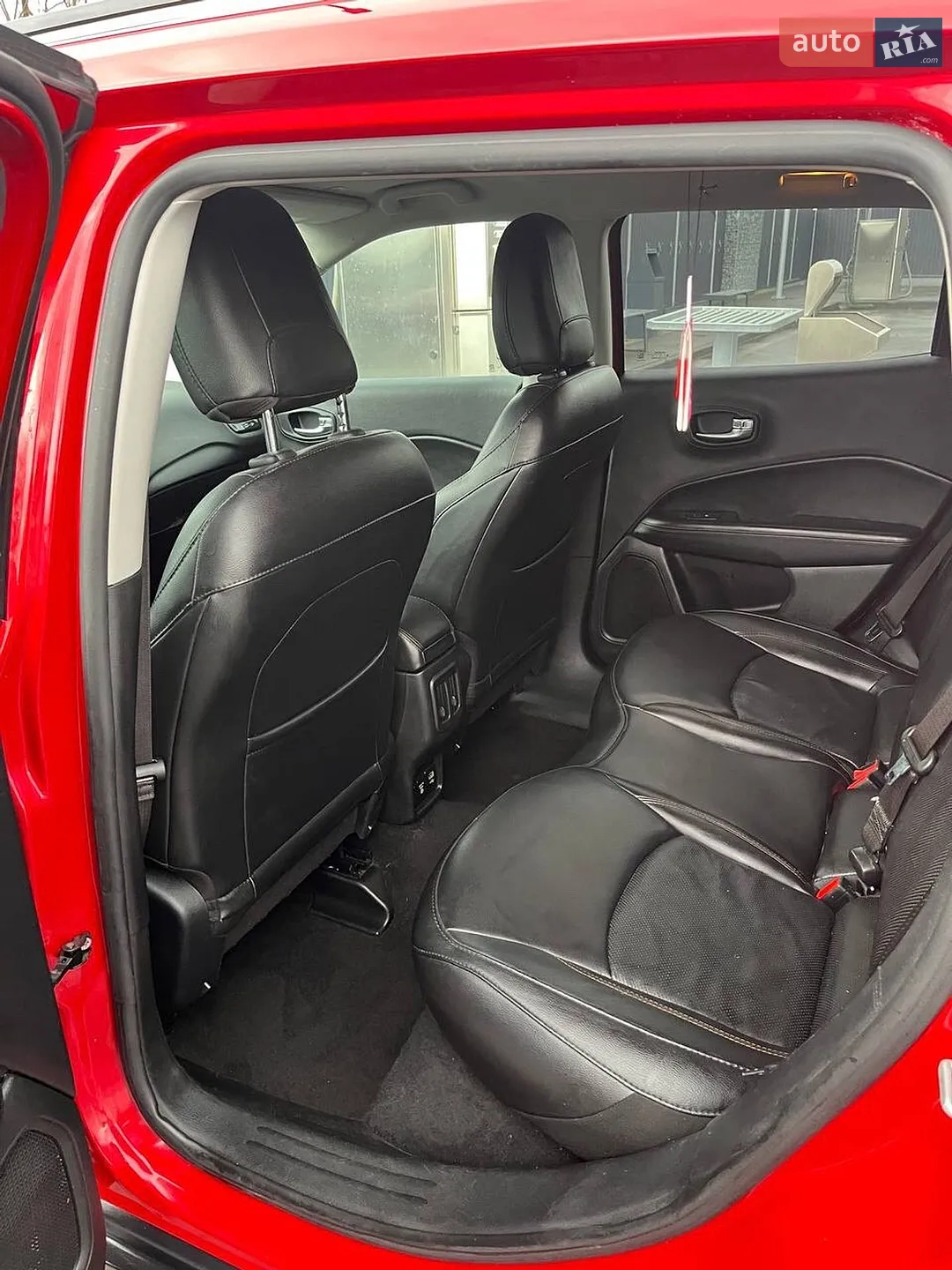 2019 Jeep Compass - мініатюра 41